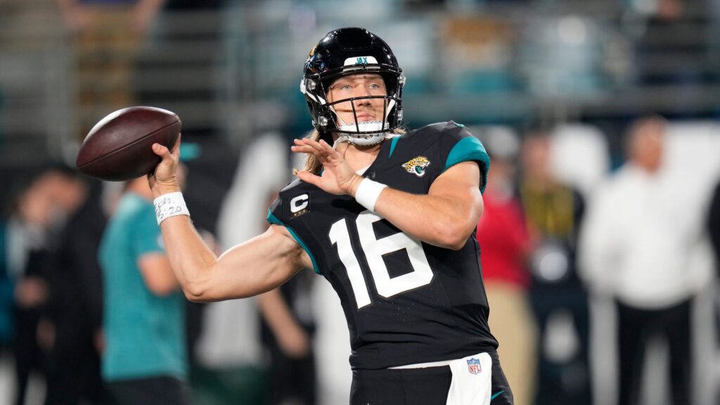 jake browning earns cincinnati bengals a close 34-31 win against jacksonville jaguars 