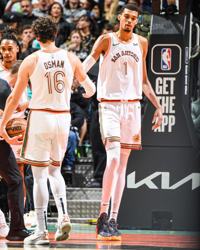 Spurs vs Lakers - Devin Vassell & Wembanyama star as Spurs snap losing streak against Lakers winning 129-115